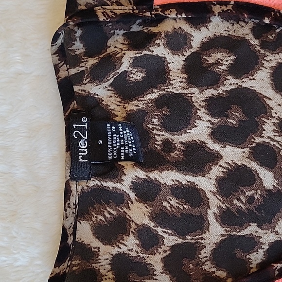 Rue21 size S Neon Orange and Cheetah Tank Top - Picture 2 of 4